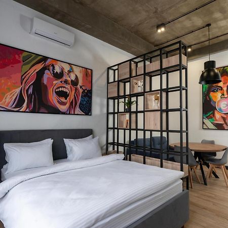 Apart Hotel Loft Alma-Ata Buitenkant foto